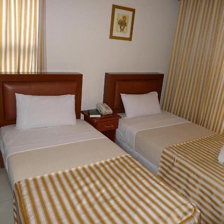 Hotel Cosmopolitan Baguio City Exterior foto